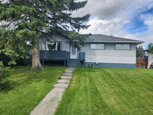 Forest Heights real estate 209 47 Street SE in Forest Heights Calgary