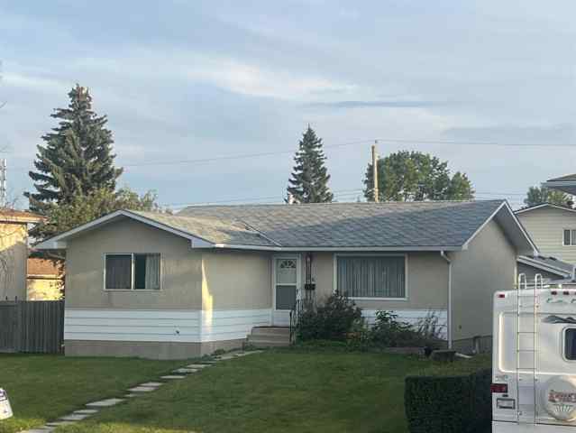 Huntington Hills real estate 176 Huntchester Crescent NE in Huntington Hills Calgary