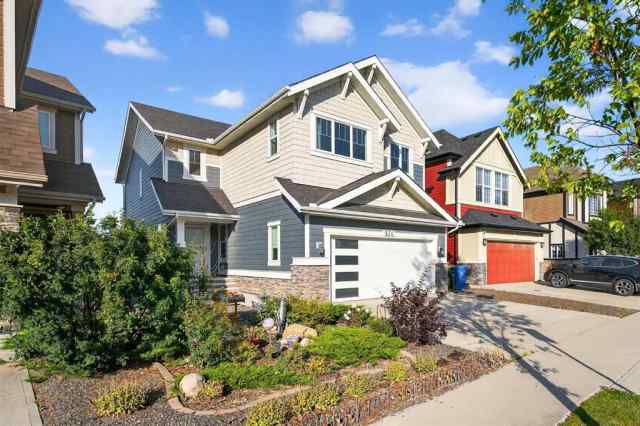 Sherwood real estate 574 Sherwood Boulevard NW in Sherwood Calgary