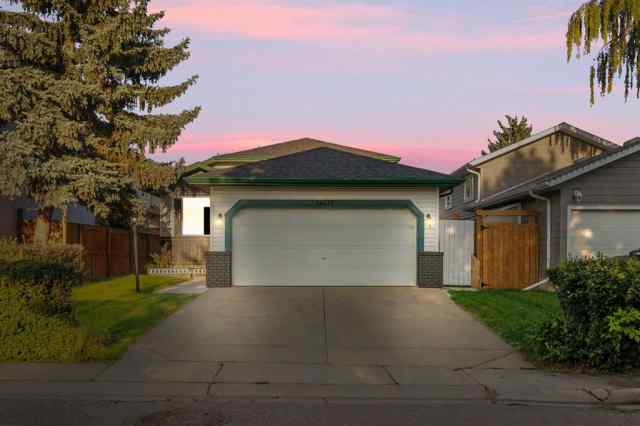 Shawnessy real estate 16218 Shawbrooke Road SW in Shawnessy Calgary