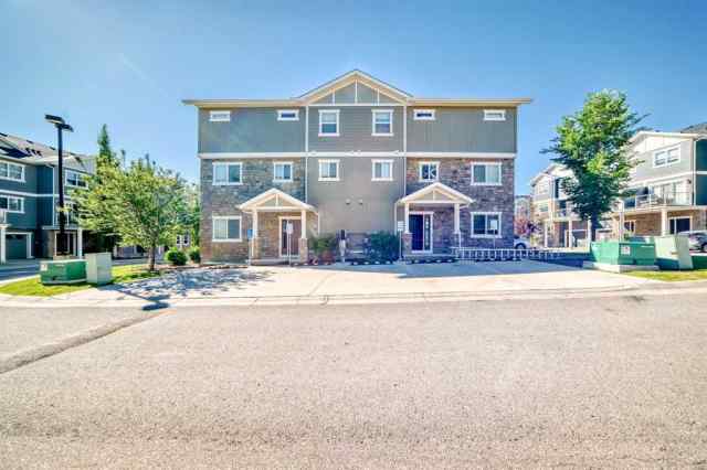 Evanston real estate 702 Evanston Manor NW in Evanston Calgary