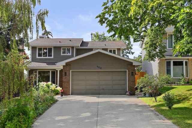Hawkwood real estate 100 Hawkfield Crescent NW in Hawkwood Calgary