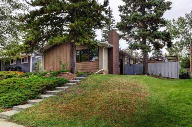 Lakeview real estate 3608 58 Avenue SW in Lakeview Calgary