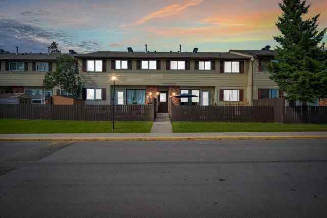 Marlborough Park real estate 61, 175 Manora Place NE in Marlborough Park Calgary