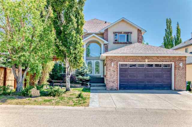 Signal Hill real estate 73 Simcoe Close SW in Signal Hill Calgary