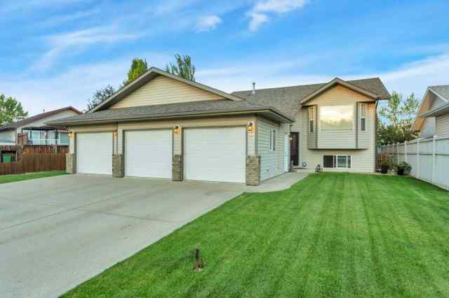Rosedale Meadows real estate 7 Reighley Close  in Rosedale Meadows Red Deer
