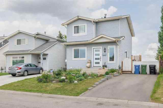Abbeydale real estate 48 Aberdare Way NE in Abbeydale Calgary
