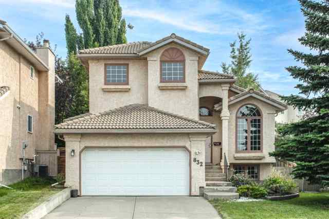 Signal Hill real estate 832 Sierra Morena Place SW in Signal Hill Calgary