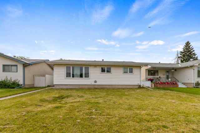 Forest Lawn real estate 2211 43 Street SE in Forest Lawn Calgary