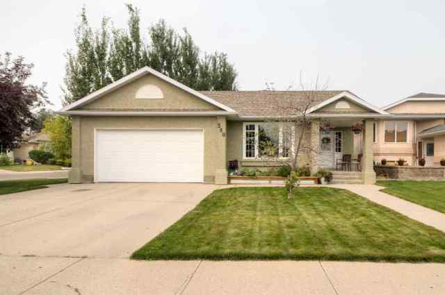 Heritage Heights real estate 360 Heritage Crescent W in Heritage Heights Lethbridge