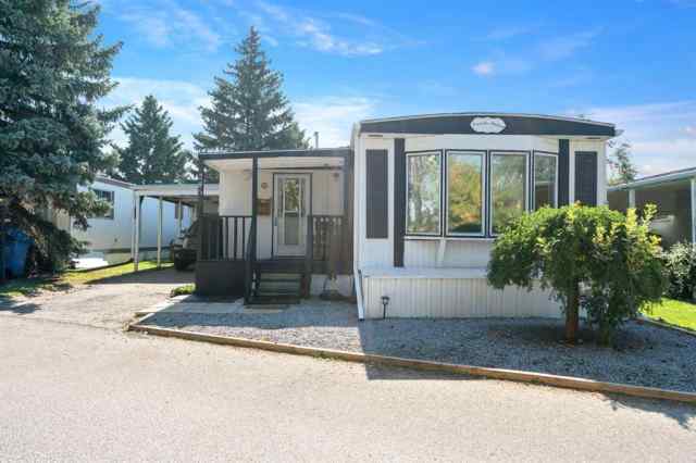 Greenwood/Greenbriar real estate 286, 3223 83 Street NW in Greenwood/Greenbriar Calgary