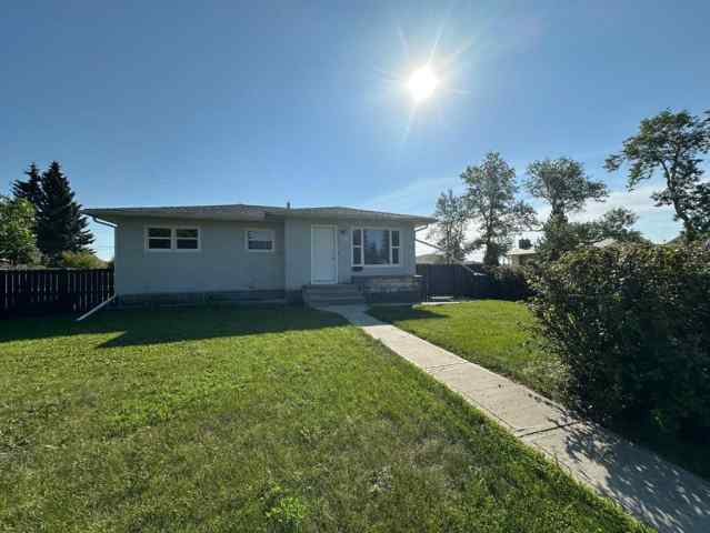 Central Ponoka real estate 5401 58 Street  in Central Ponoka Ponoka
