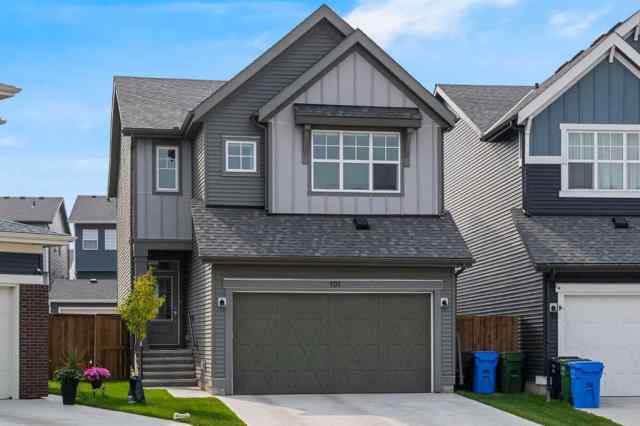 Rangeview real estate 101 Mallard Grove SE in Rangeview Calgary