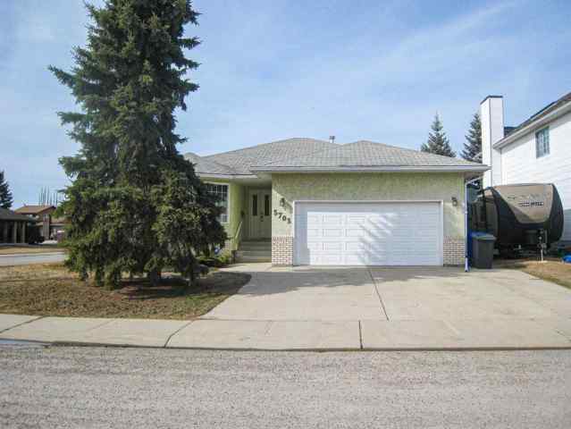 NONE real estate 5705 59 Avenue  in NONE Olds