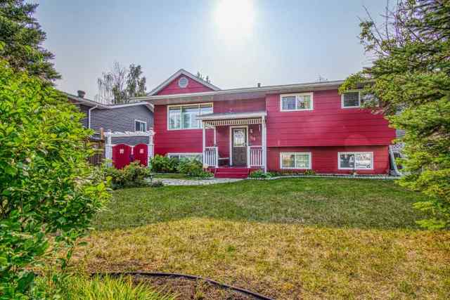 N/A real estate 718 Oak Drive   in N/A Beaverlodge