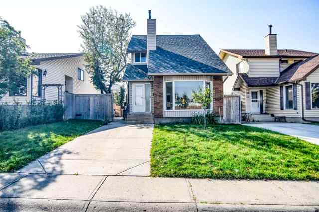Glenbrook real estate 5123 32 Avenue SW in Glenbrook Calgary