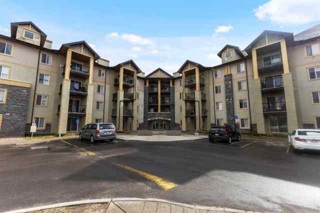 Royal Oak real estate 1111, 8810 Royal Birch Boulevard NW in Royal Oak Calgary