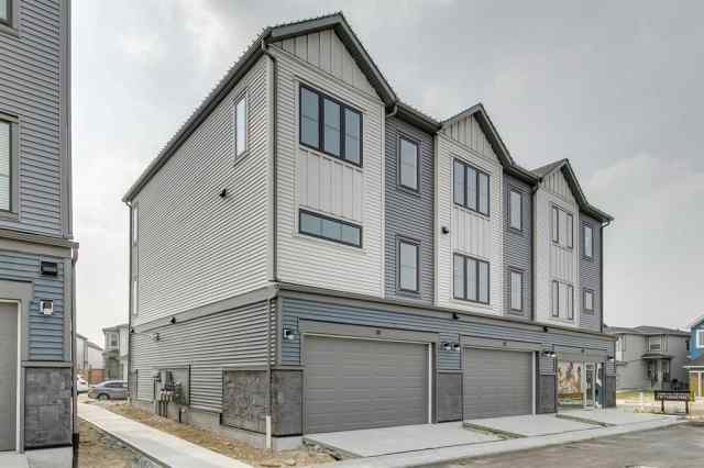Belvedere real estate 14 Belvedere Terrace SE in Belvedere Calgary