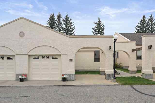 Sandstone Valley real estate 22 Sandarac Circle NW in Sandstone Valley Calgary