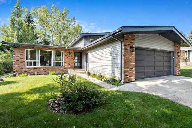 NONE real estate 12 Suntree Lane  in NONE Okotoks