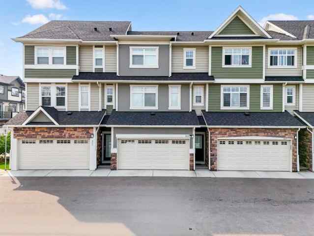 West Springs real estate 405 Wentworth Row SW in West Springs Calgary