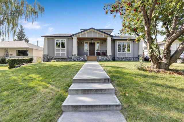 Glendale real estate 10 Glenmount Crescent SW in Glendale Calgary