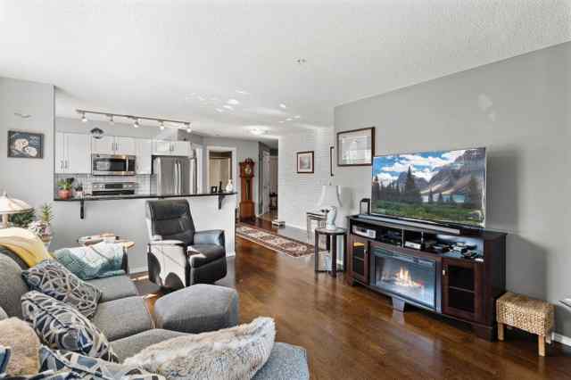 Country Hills Village real estate 5214, 69 Country Village Manor NE in Country Hills Village Calgary