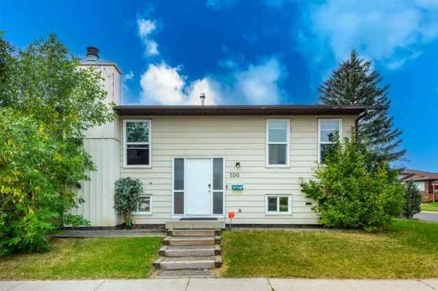 Whitehorn real estate 100 Whitehaven Road NE in Whitehorn Calgary