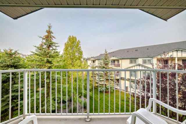 Somerset real estate 304, 7 Somervale View SW in Somerset Calgary