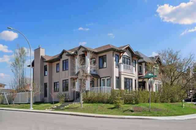 Montgomery real estate 4538 Montgomery Avenue NW in Montgomery Calgary