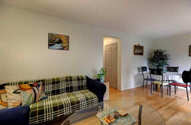 Acadia real estate 30, 219 90 Avenue SE in Acadia Calgary