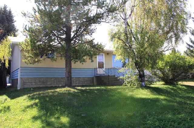 NONE real estate 205 6 Avenue NE in NONE Sundre