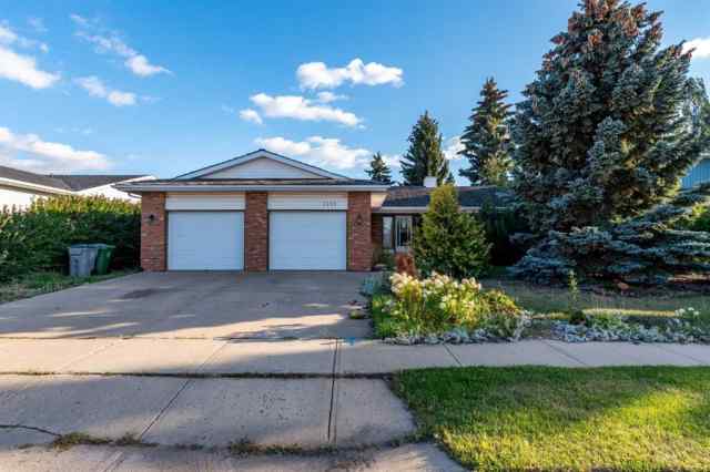 Steele Heights real estate 5211 26 Street  in Steele Heights Lloydminster