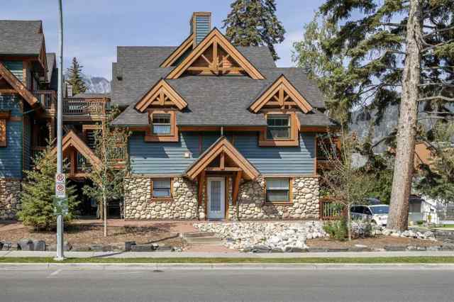 NONE real estate 205, 347 Marten Street  in NONE Banff