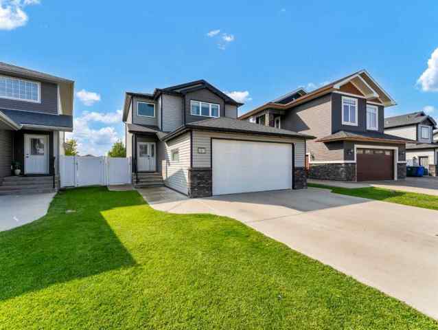 SE Southridge real estate 47 Sterling Link SE in SE Southridge Medicine Hat