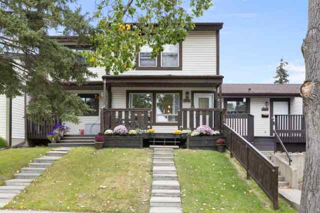 Ranchlands real estate 1324 Ranchlands Way NW in Ranchlands Calgary