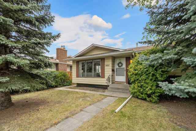 Whitehorn real estate 5052 Whitestone Way NE in Whitehorn Calgary