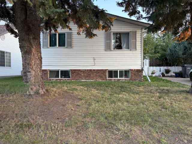 Downtown real estate 5115 48 Avenue  in Downtown Sylvan Lake