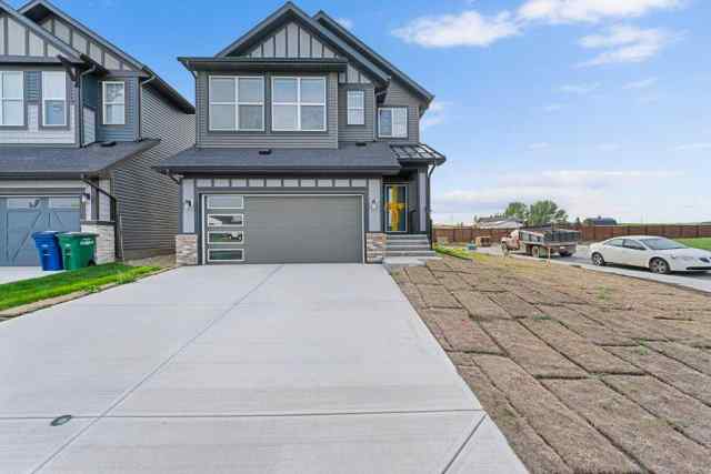 Chinook Gate real estate 1206 Chinook Winds Circle SW in Chinook Gate Airdrie
