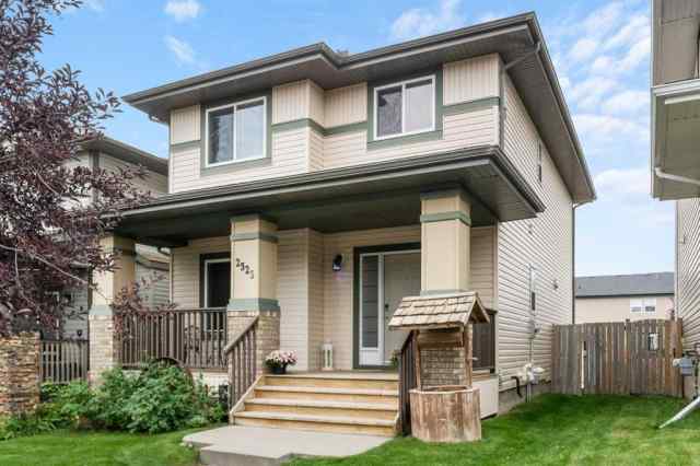 Reunion real estate 2325 Reunion Rise NW in Reunion Airdrie