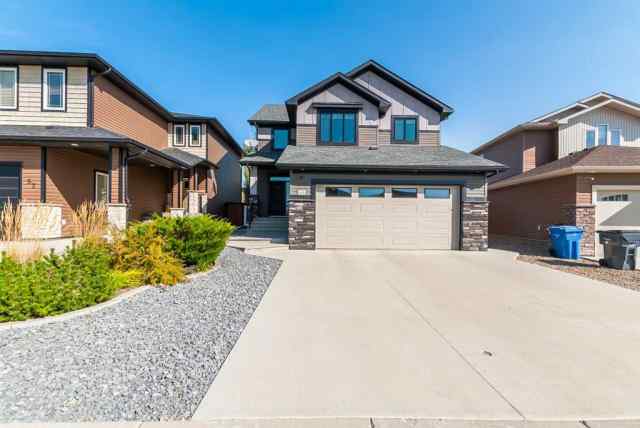 SE Southridge real estate 48 Hamptons Crescent SE in SE Southridge Medicine Hat