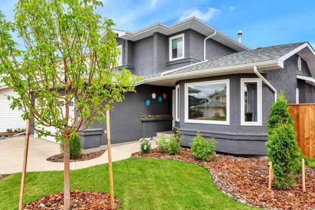 Deer Park Estates real estate 167 Douglas Avenue  in Deer Park Estates Red Deer