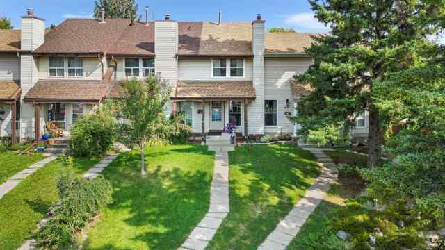 Woodlands real estate 67 Woodhill Court SW in Woodlands Calgary