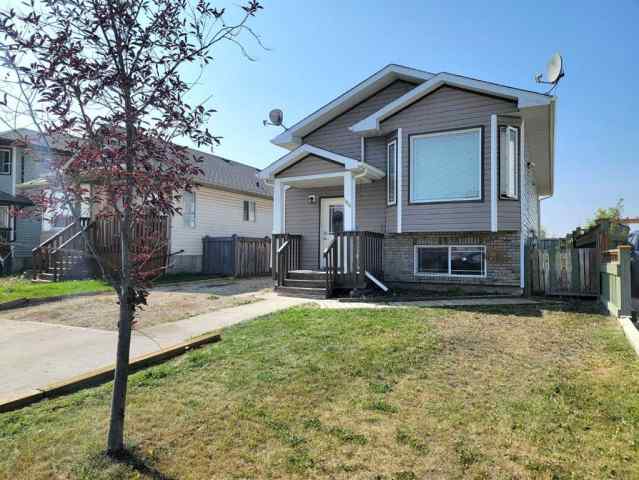 Westpointe real estate 7834 115A Street  in Westpointe Grande Prairie