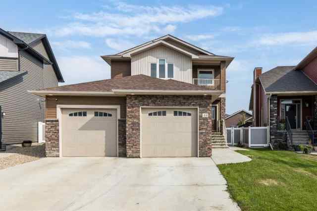 SE Southridge real estate 44 Hamptons Crescent SE in SE Southridge Medicine Hat