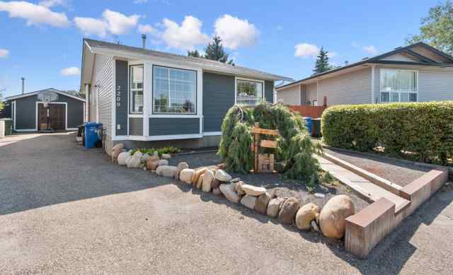 NONE real estate 2209 9 Avenue  in NONE Didsbury