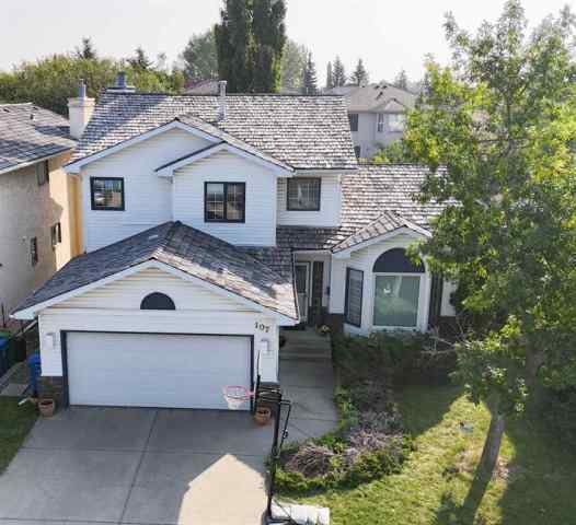Hamptons real estate 107 Hampshire Close NW in Hamptons Calgary