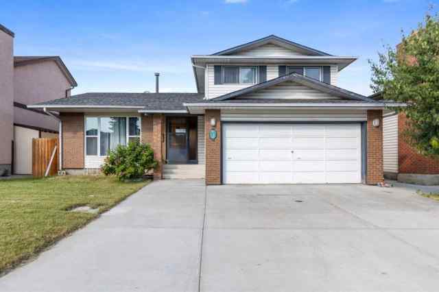 Temple real estate 83 Templevale Way NE in Temple Calgary