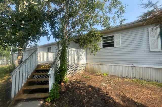 Crystal Ridge real estate 9738 121 Avenue  in Crystal Ridge Grande Prairie