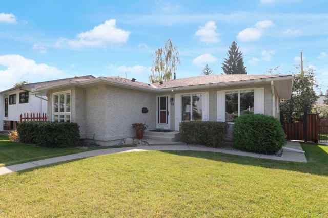 Lake Bonavista real estate 64 Lake Emerald Road SE in Lake Bonavista Calgary